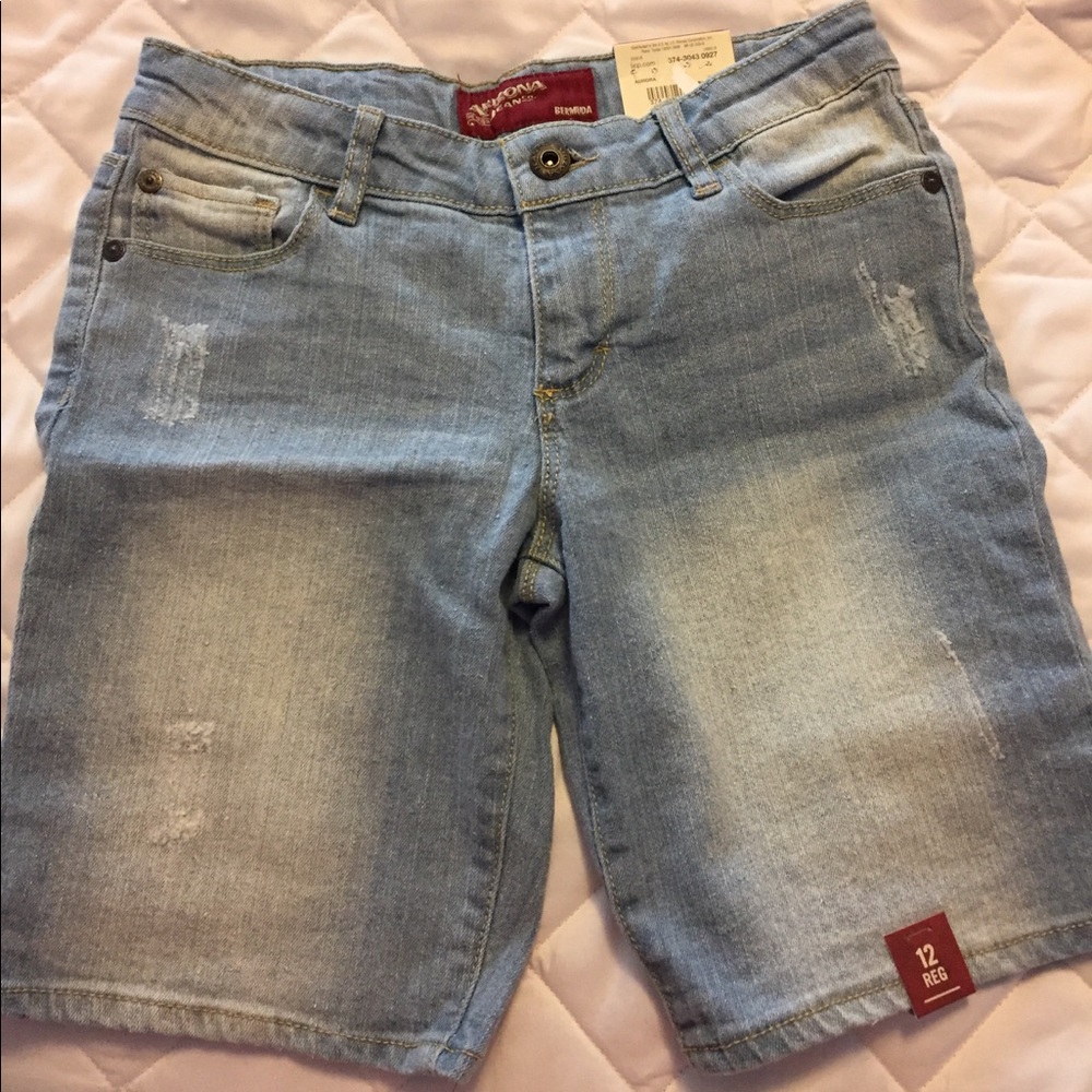 Arizona girls Bermuda shorts size 12R NWT